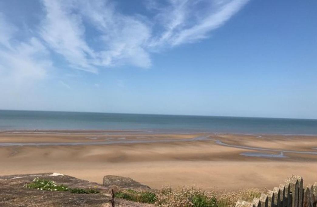 2 Large Bedroom Apartment- Wifi & Parking Fleetwood Extérieur photo